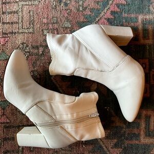 Steve Madden White Leather Ankle Boots